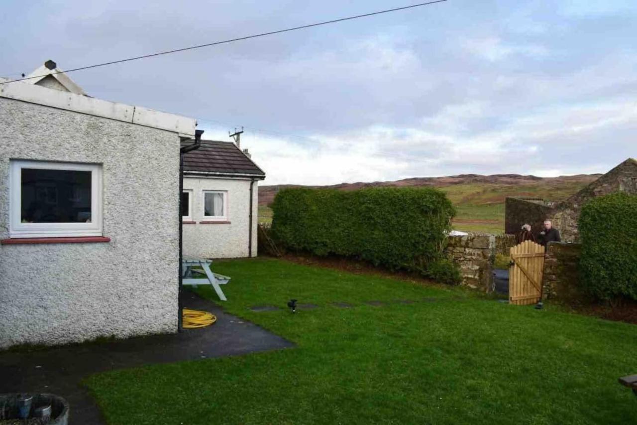 Quaint And Quirky Former Crofters Cottage In Port Ellen Extérieur photo