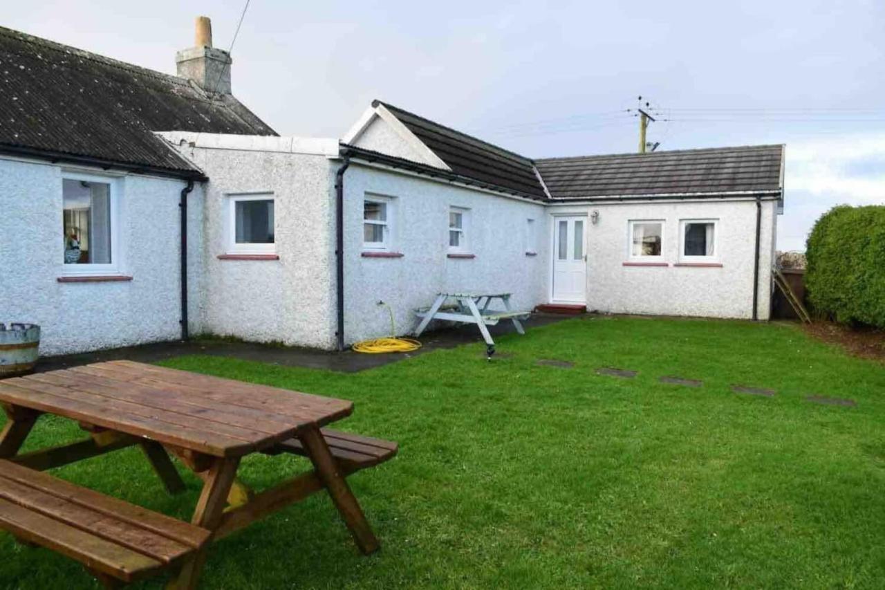 Quaint And Quirky Former Crofters Cottage In Port Ellen Extérieur photo