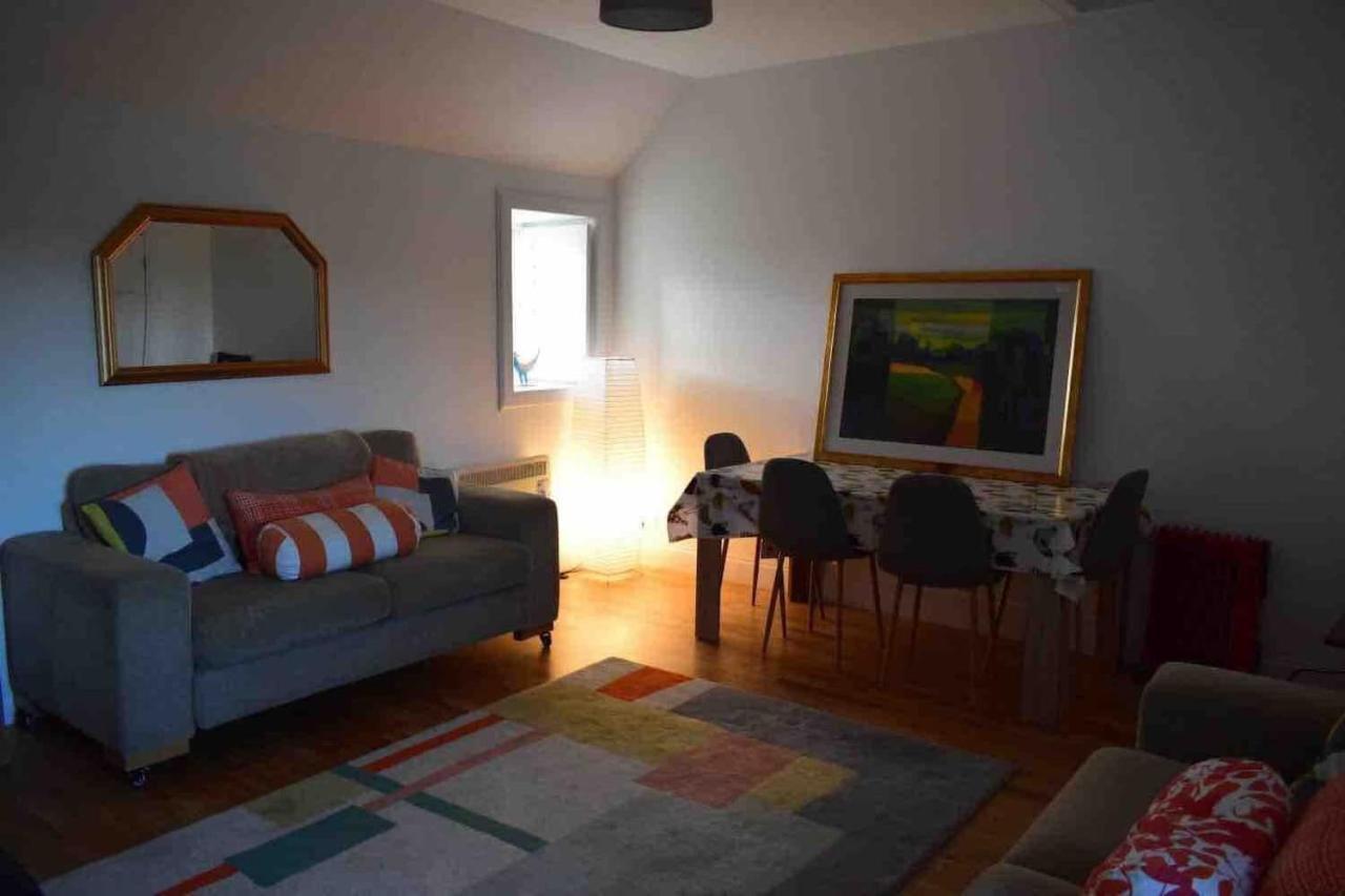 Quaint And Quirky Former Crofters Cottage In Port Ellen Extérieur photo
