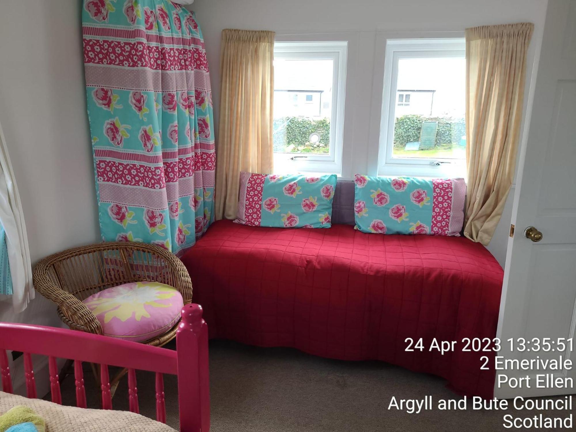 Quaint And Quirky Former Crofters Cottage In Port Ellen Extérieur photo