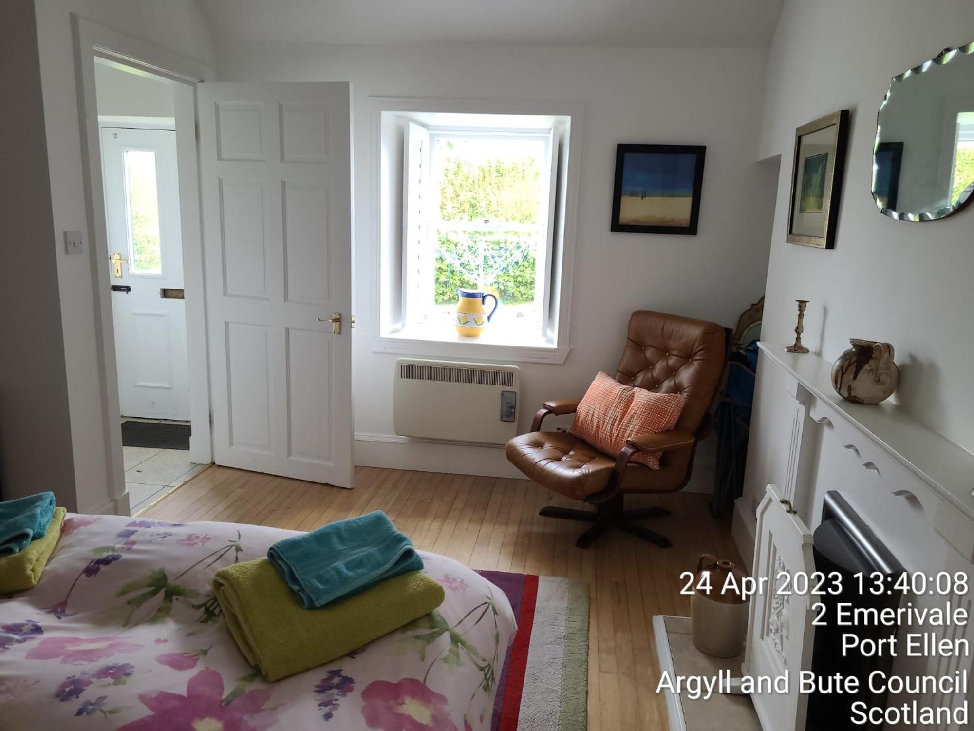 Quaint And Quirky Former Crofters Cottage In Port Ellen Extérieur photo